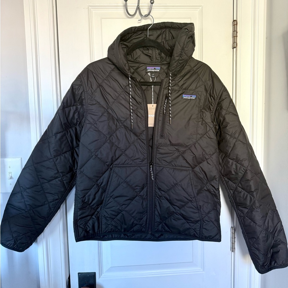 NWT Patagonia Diamond Quilted Bomber Hoody